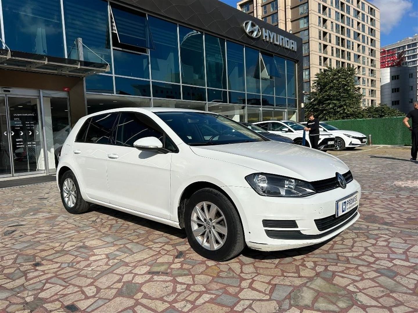 VOLKSWAGEN GOLF 1.2 TSI BMT MIDLINE PLUS